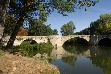 Fototapeta premium Puenctecillas bridge in Palencia, Castilla y Leon, Spain