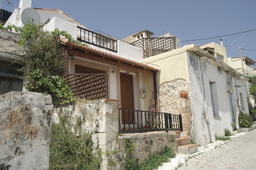 Fototapeta na wymiar старый, заброшенный дом в Греции