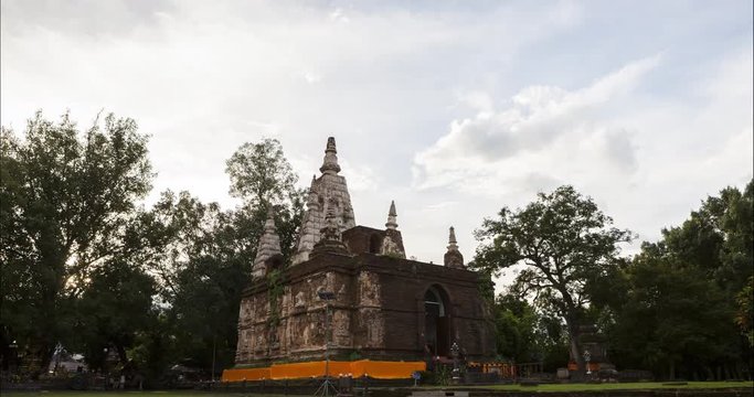 A Timelapse video of Potharam Maha Wihan Temple of Chet Yot Temple, located in Chiang Mai in northern Thailand