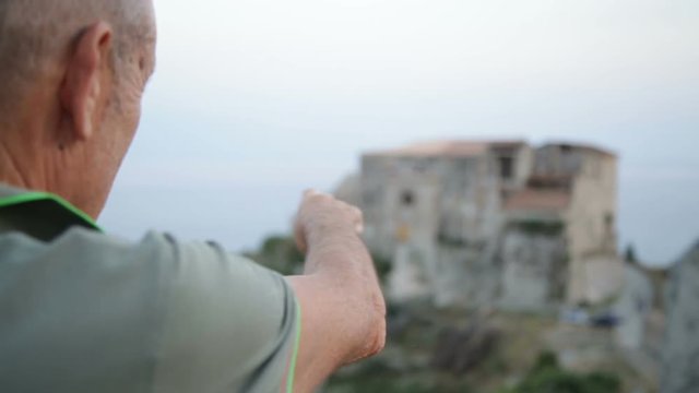 Antico castello medievale di Roccella Jonica in Calabria