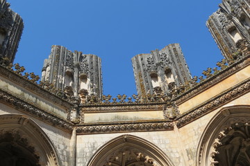 Fototapeta na wymiar Portugal - Les chapelles du Monastère de Batalha et ses piliers inachevés