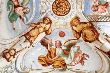 Fototapeta premium Ange. Fresque. Sanctuaire Madonna del Sasso. XVIe siècle. Locarno. Orselina. Suisse. / Angel. Fresco. Sanctuary Madonna del Sasso. Orselina. Locarno. Switzerland..