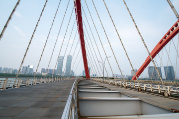 Obraz premium Steel construction of red bridge