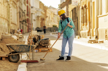  Girl student  practice on a construction site