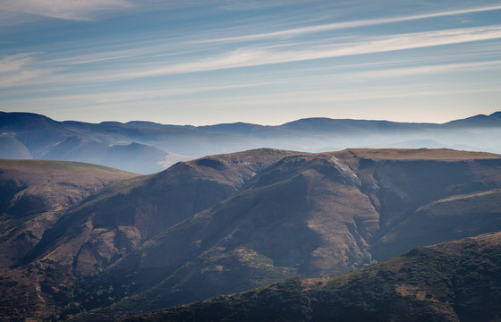 Montes de la Sierra de la Cabrera, La Baña, León, España.