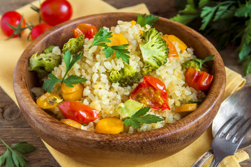 Bulgur with vegetables