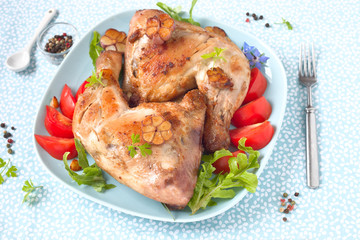 Knusprige Hähnchenschenkel mit Knoblauch