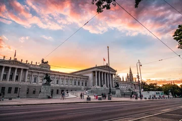 Foto op Canvas Austrian Parliament building on Ring Road in Vienna © and.one