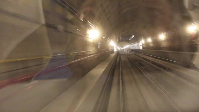 Milano Tunnel metropolitana lilla linea 5 time lapse