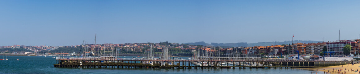 Panoramica muelle Bizkaia