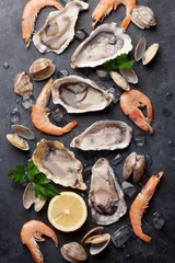 Photo sur Plexiglas Crustacés Fruits de mer frais sur table en pierre