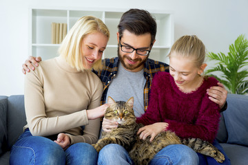 Family with a cat - 170468745