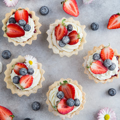 tarts with cream cheese and fresh berries
