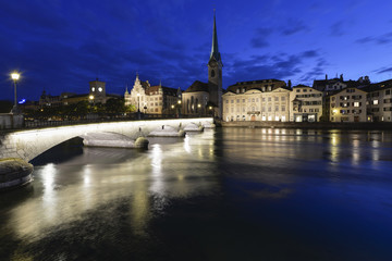 Zürich Skyline at dusk