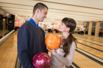 couple going bowling