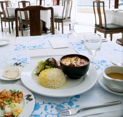 白いカフェ