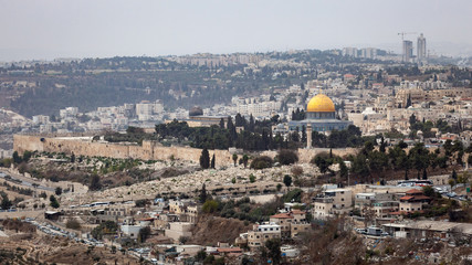 Scenic view of the historic, Islamic Shrine of Dome of the Rock Jerusalem cityscape on the Temple Mount. / Dome of the Rock Jerusalem