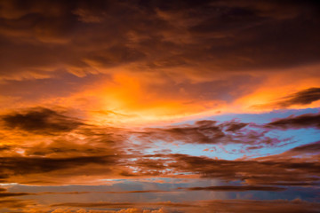 Fototapeta na wymiar beautiful cloud on sky at twilight time.
