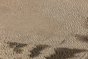 drought bottom of dam, structure