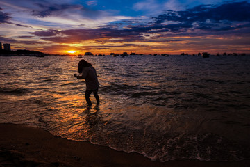 Naklejka premium beautiful sunrise sunset sky for background ..