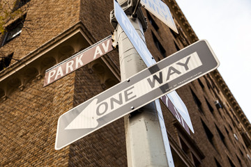 One Way Park Av.