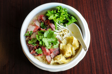 Bamee Wonton, Egg noodles, wonton, BBQ pork, green onion and cilantro.