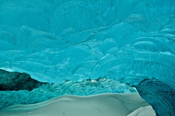アイスランド アイスケーブ スーパーブルー 氷の洞窟 絶景 氷河 ヨークルサルロン ヴァトナヨークトル 国立公園 Iceland Icecave Super Blue Super View Glacier Jokulsarlon Vatnajokull National Park Wall Mural Enken
