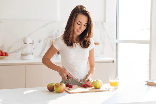 Kitchen With Fruit Images – Browse 984,281 Stock Photos, Vectors