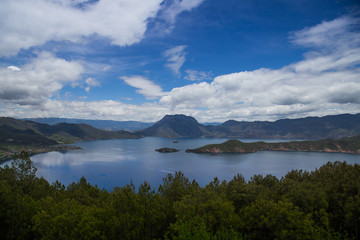 lugu lake