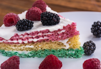 Cake with raspberry and blueberry