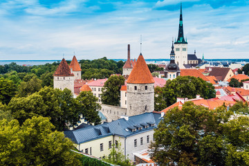 Obraz premium antique building view in Old Town Tallinn, Estonia