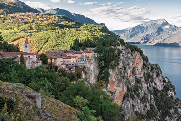 Fototapeta na wymiar Lago di Garda Alpi Tignale