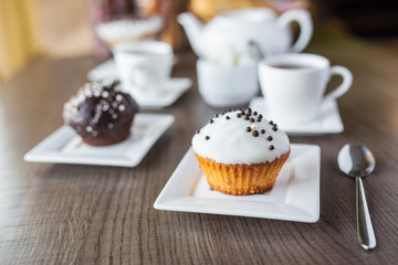 cupcake with tea