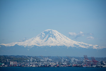 Midday Mount Rainier Haze