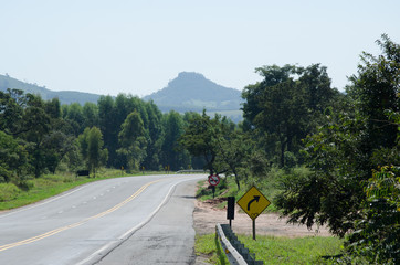 The road and the coner 