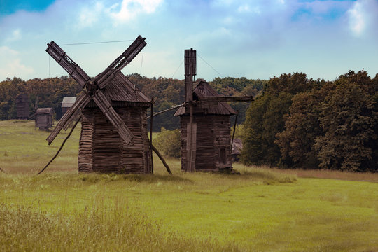 Mills in the Pirogovo Museum