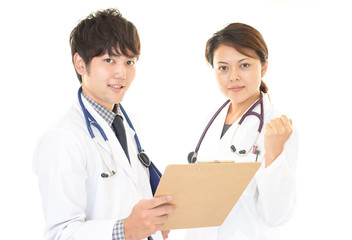Fototapeta premium 笑顔の二人の医師
