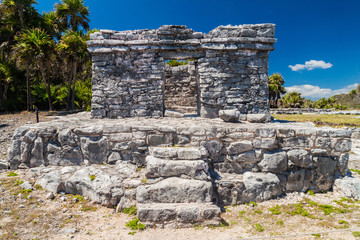 Fototapeta na wymiar Ruins of the ancient Maya city Tulum, Mexico
