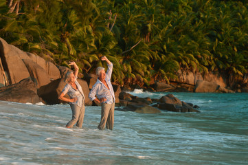 senior couple doing exercises