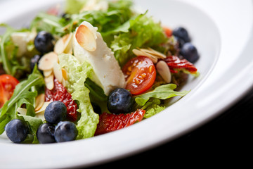 salad with blueberries