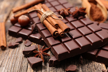 chocolate bar and spices