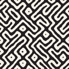 Seamless pattern with maze lines. Monochrome abstract background. Vector hand drawn labyrinth.