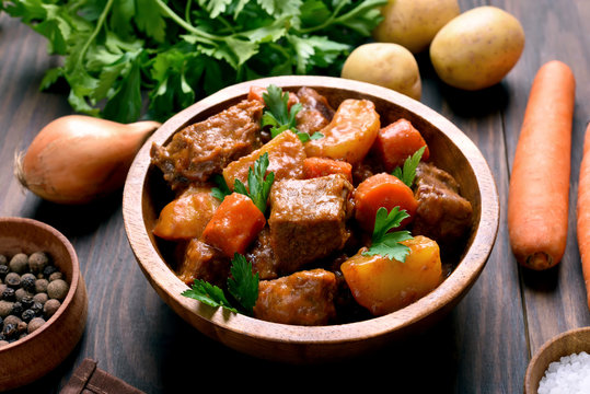 Meat stew with vegetables in bowl