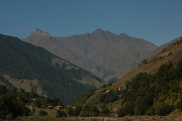 Fototapeta na wymiar view to black aragvi gorge