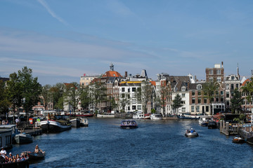 Fototapeta na wymiar Amsterdam mit Grachten