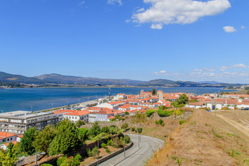 Vista panorâmica da vila de Caminha em Portugal