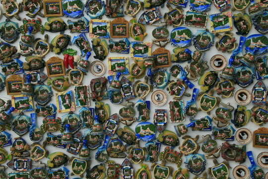 Magnets to seel