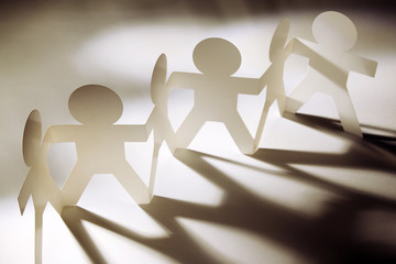 Paper chain team united