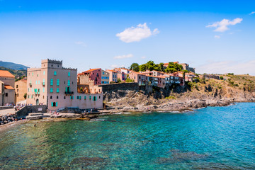 Vue de Collioure depuis la digue
