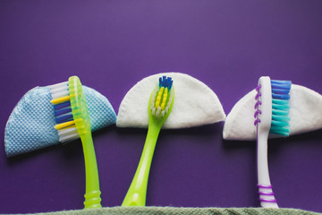 toothbrushes on a cotton disks .as for the pillows